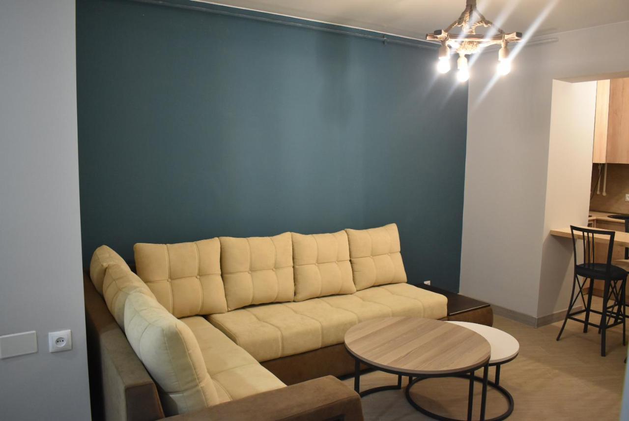Loft Apartment In เยเรวาน ภายนอก รูปภาพ