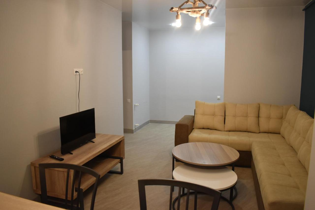 Loft Apartment In เยเรวาน ภายนอก รูปภาพ